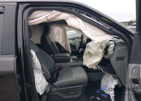 2022 Ford F-150 Xlt z USA, uszkodzony, nr VIN 1FTEW1EP8NKD31467